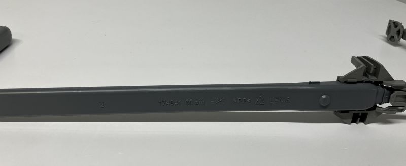 1738001700 C00864972 WASSERZULAUFROHR RAL7037